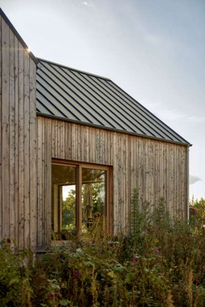 Die Ruhe kehrt ein unter einem Stahldach auf einem idyllischen Naturgrundstück, Fischerstraße 11d, 14778 Päwesin